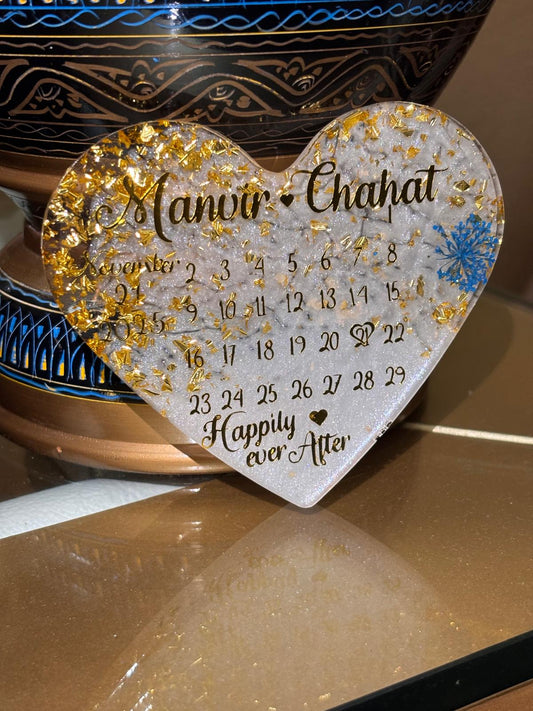 Custom Heart-Shaped Resin Couple Plaque